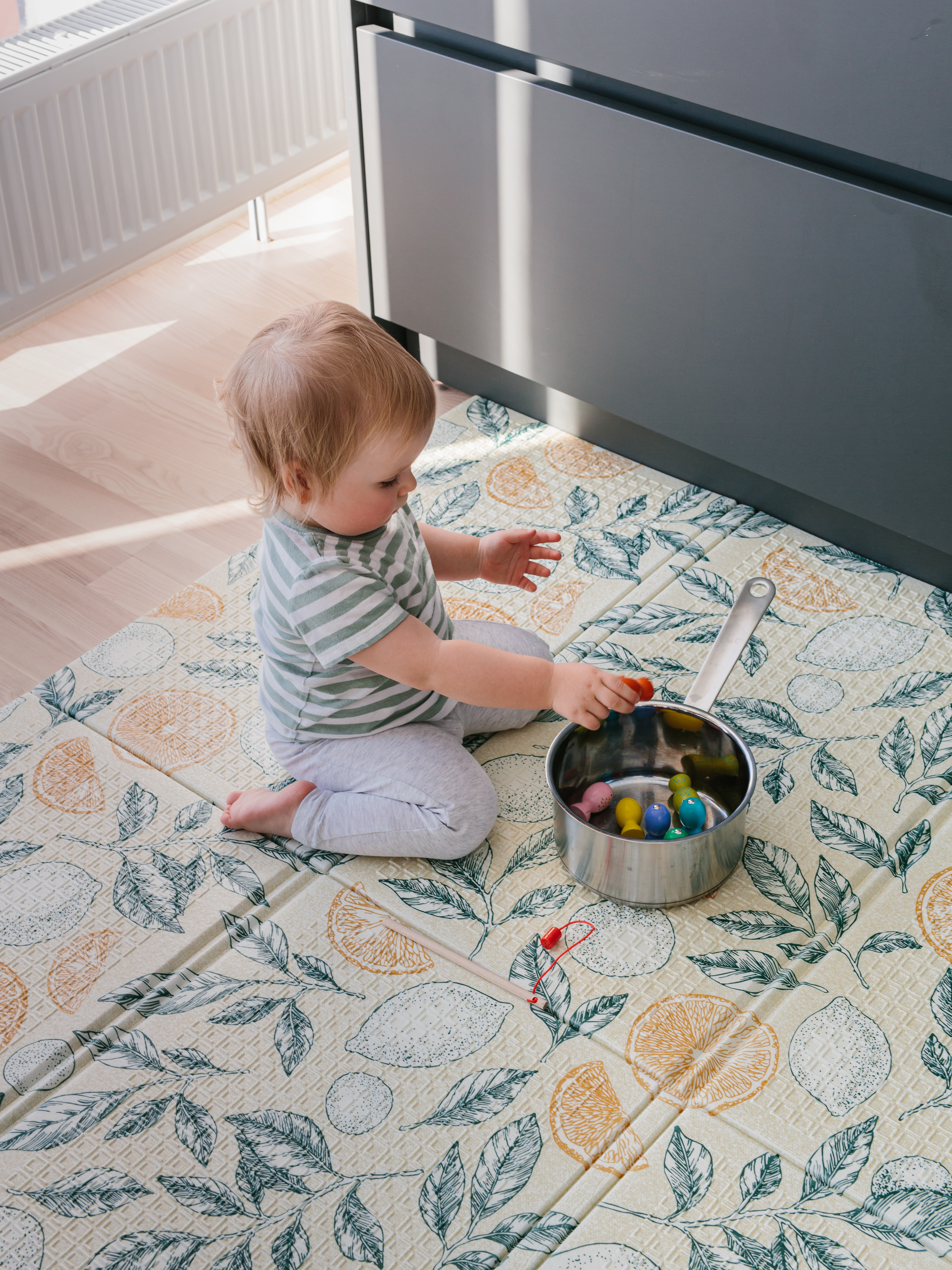 Видео Портативный коврик Portable 200x140x1см, Солнечный лимончик