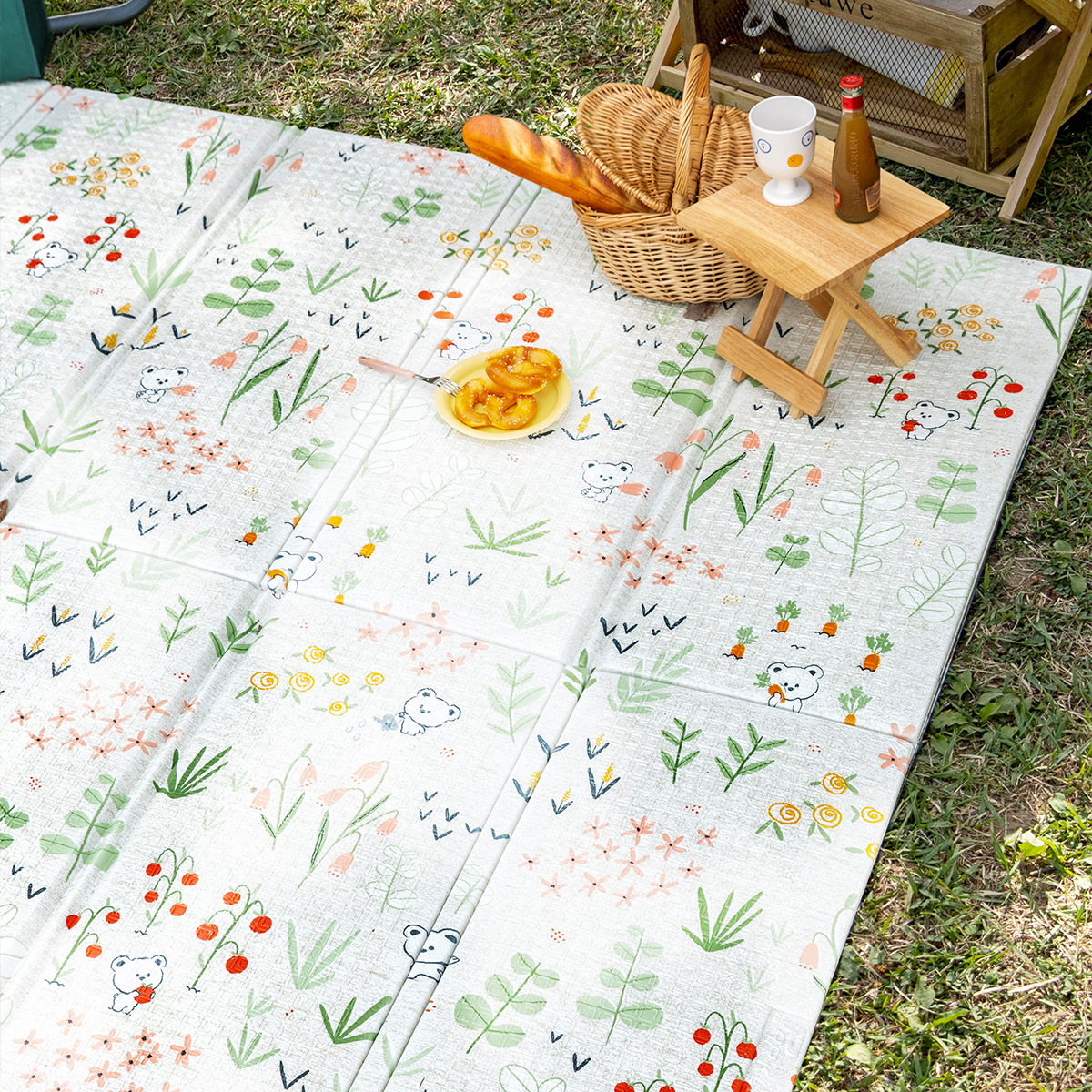 Портативный коврик Portable 180x200x1.5см, Мишка-садовник