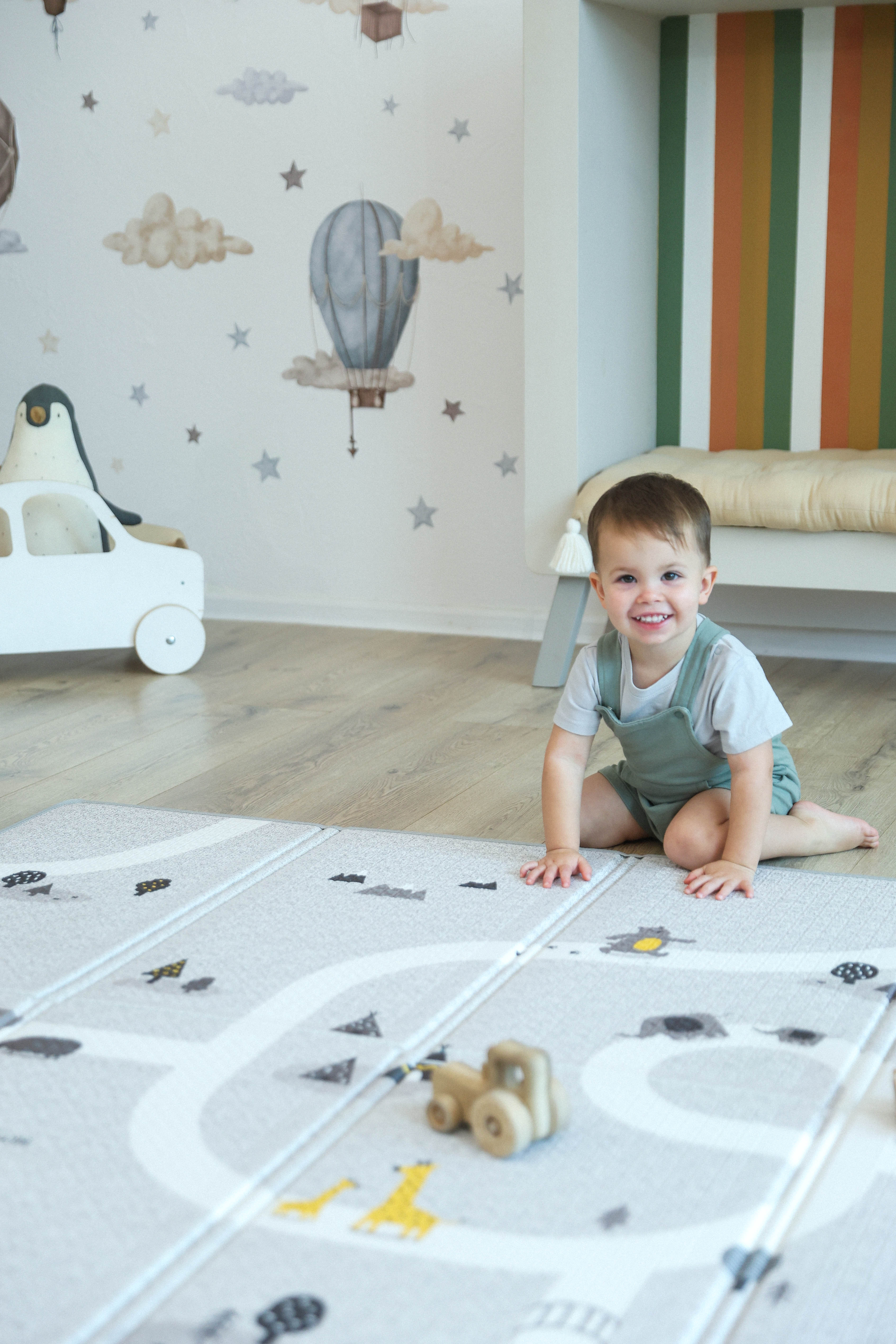 Видео Складной коврик Sillky Portable 200x140x1 см, Новые тропинки