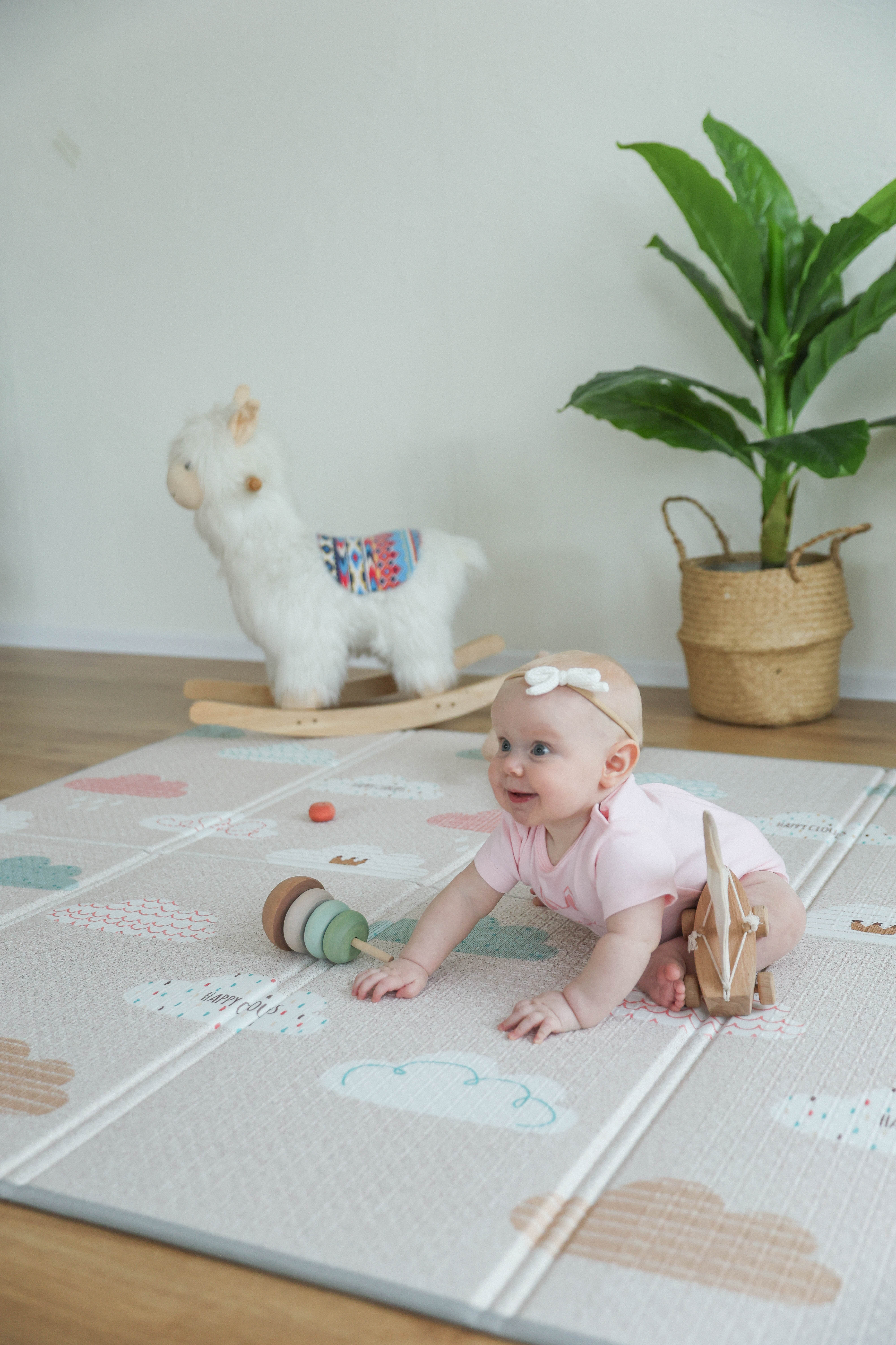 Видео Складной коврик Sillky Portable 140x200x1 см, Облачка