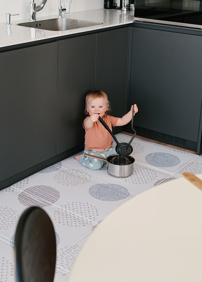 Фото 4 Складной коврик Sillky Portable 140x200x1 см, Уютные кружочки